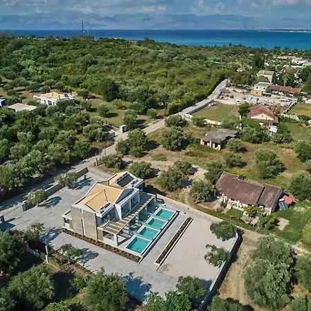 Hotel apartamentowy Bella Terra Natura Roda (Corfu)